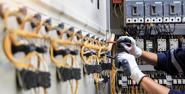 Professional Electrician technician working in Henderson, TN